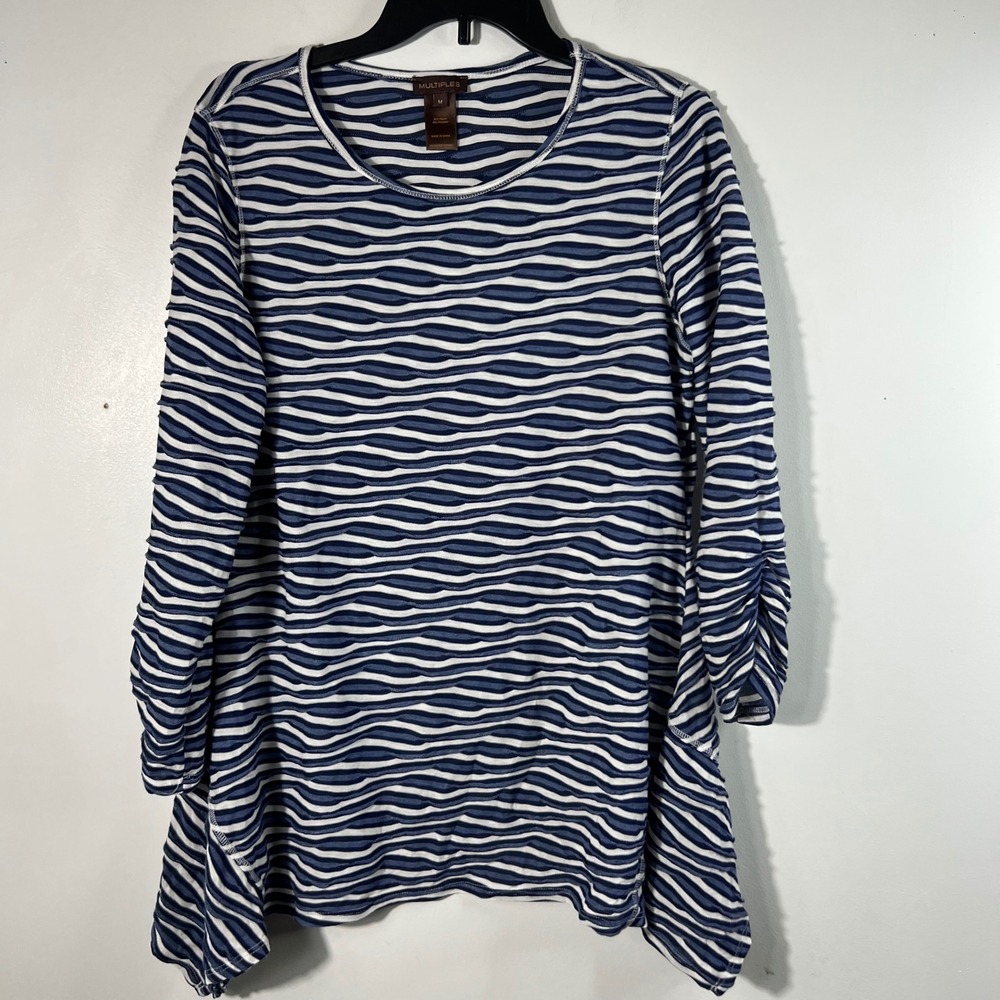 Multiples Wavy Pattern Knit Tunic Round Neck Blue White M Rayon Polyester